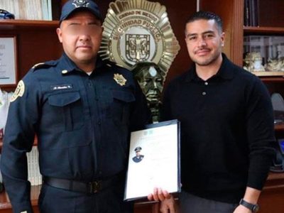 En CDMX reconocen a este policía como héroe; antes lo suspendieron