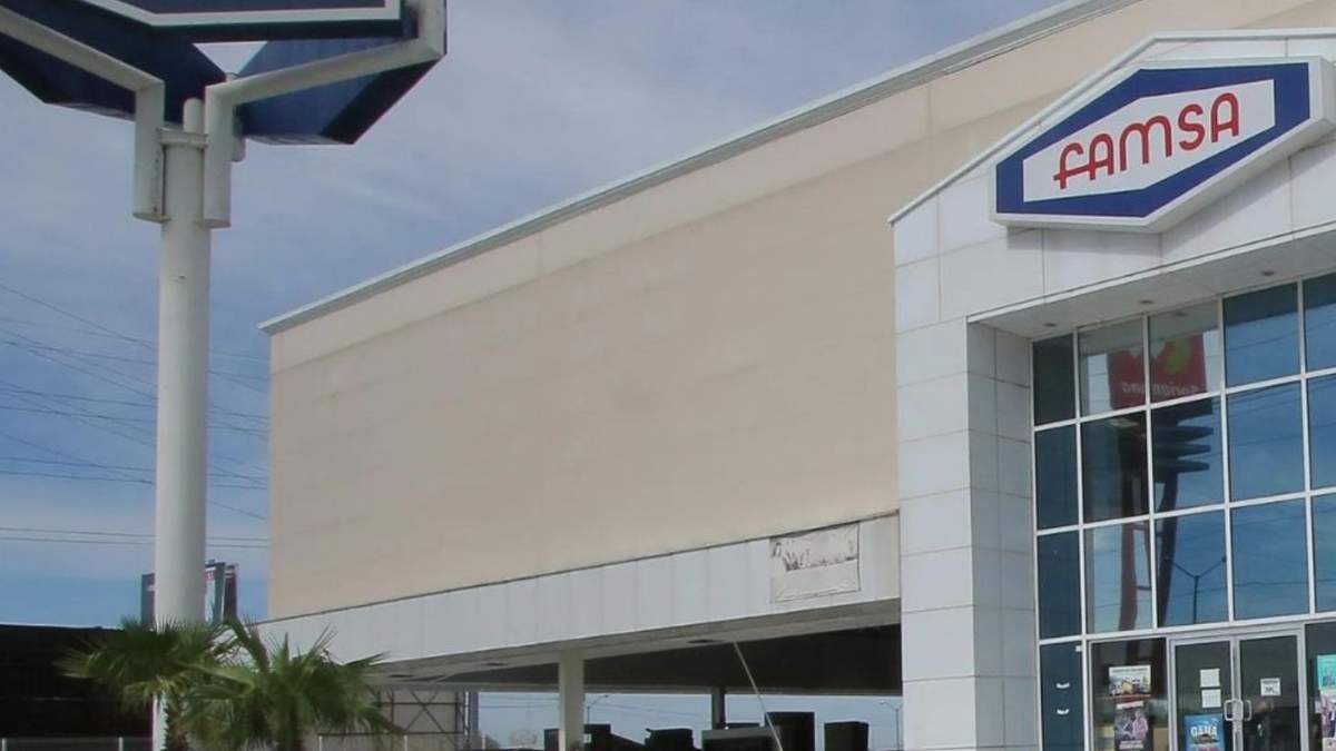 La tienda fue la primera de la cadena Famsa que se inauguró en 1970 y ahora es la última en cerrar