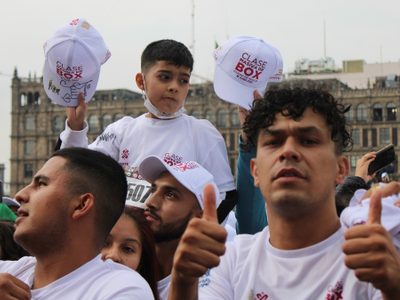 FOTOS México rompe Récord Guinness en Clase Masiva de Box en el Zócalo