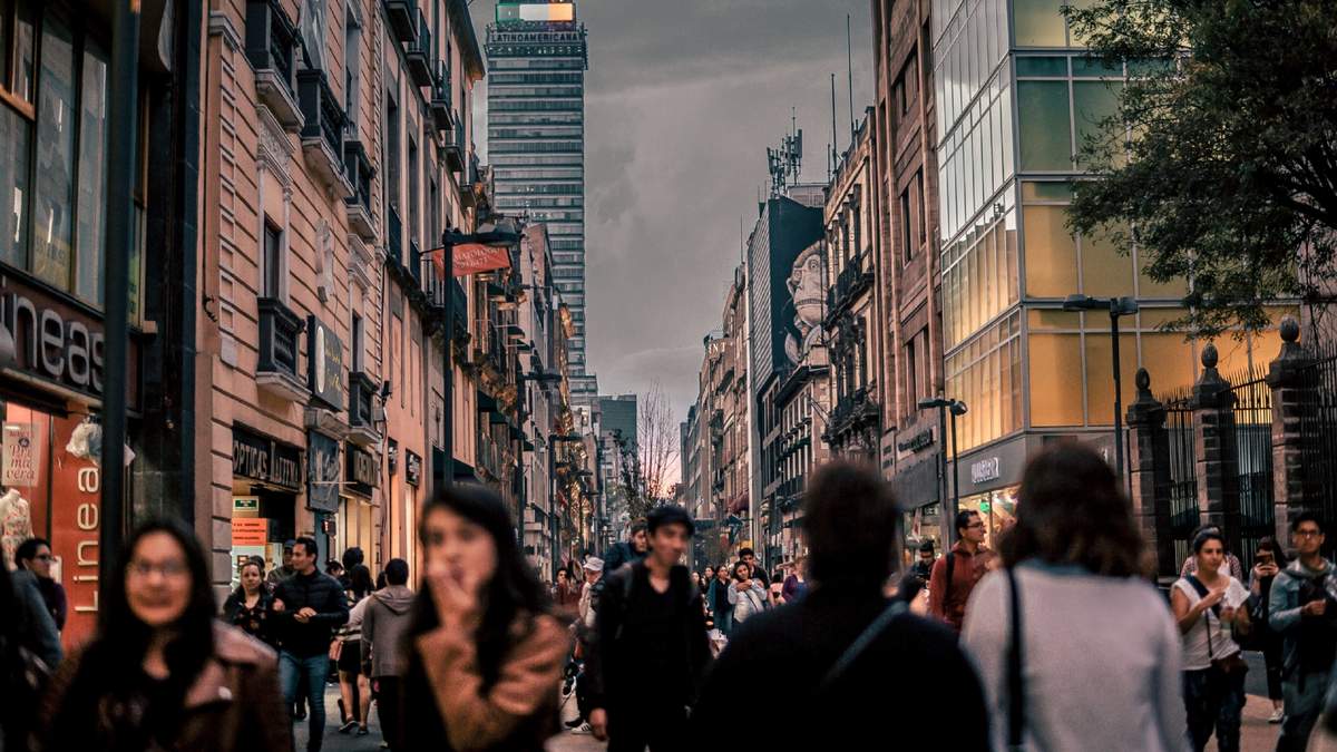 La Secretaría de Desarrollo Urbano y Vivienda (SEDUVI) le cambió el nombre a cuatro avenidas y calles de la capital.
