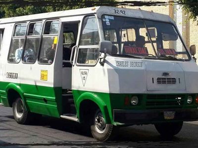¡Por quejas! Quitarán los microbuses de la Ruta 57 "Centenario-Águilas"