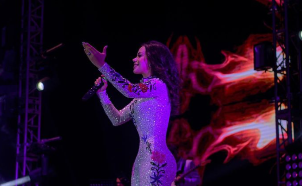 La cantante fue despedida acompañada de su familia y amigos