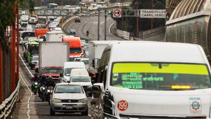 Tras no ser escuchados sus reclamos de seguridad, se unen transportistas de todo el país y anuncian posibles bloqueos este martes 29 y miércoles 30 de agosto por la mañana cuando millones de mexicanos salen a trabajar y al colegio