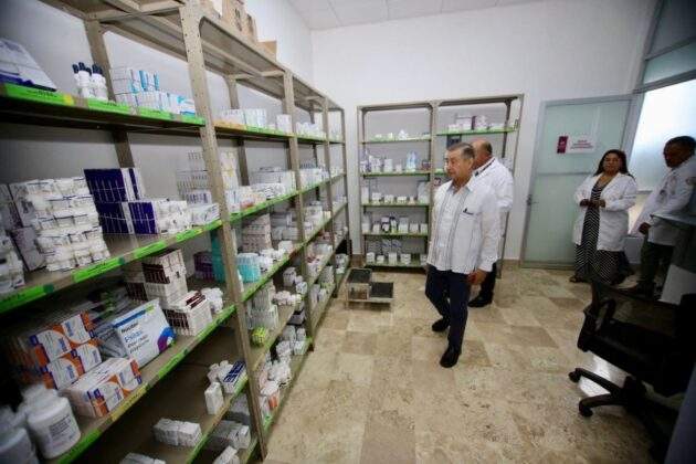 El director general del Instituto de Seguridad y Servicios Sociales de los Trabajadores del Estado (ISSSTE), Pedro Zenteno Santaella, informó que el instituto cuenta con abasto de 95.5 por ciento en medicamentos a nivel nacional