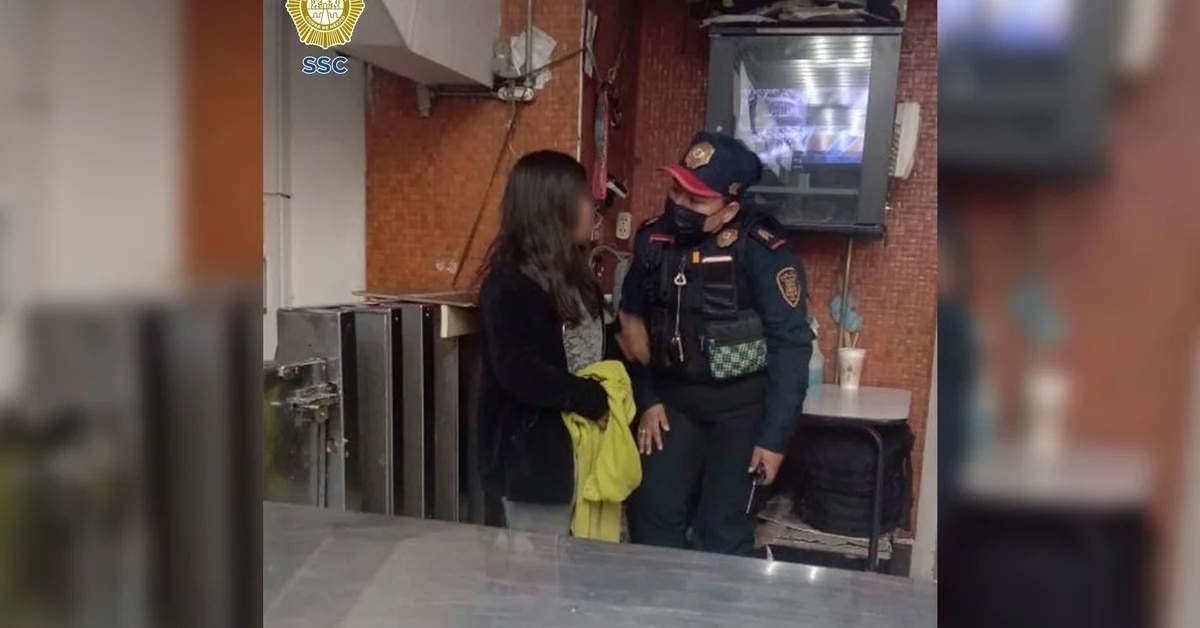 La niña fue encontrada en el metro de la Ciudad de México por elementos de la policía