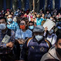 COVID Miércoles 3 de agosto: Brotan 20 mil contagios y 123 muertes en un día