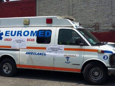 Al corralón ambulancias falsas o "patito" de CDMX que no cumplen reglas