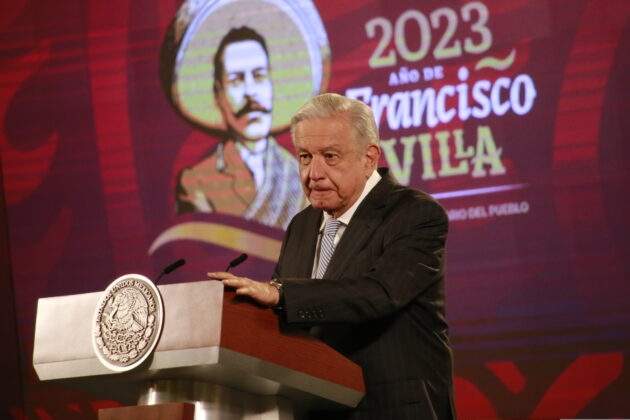 López Obrador asegura que los mexicanos no son corruptos, sino lo contrario, gente honesta y con valores