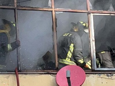 Seis personas son rescatadas tras incendio en multifamiliar