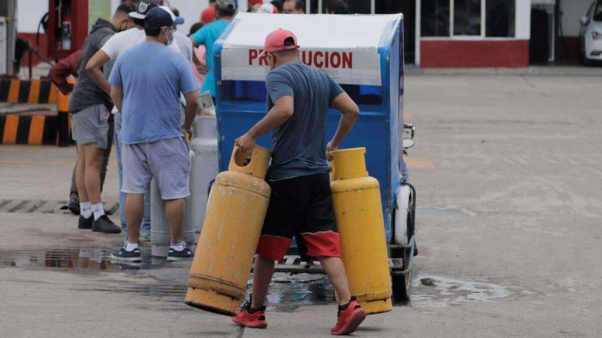 PRECIO del Gas LP baja en CDMX y sube en Edomex (14 al 20 de agosto). Foto: ADN 40