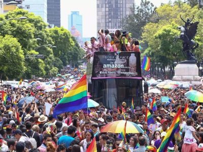 Horario y estaciones cerradas del Metro y Metrobús durante la Marcha LGBT 2022