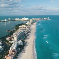 La cantidad de turistas que llegaron por avión a México supera en un 8.2% al año 2019