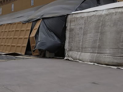 ¡A su mecha! Vientos provocan daños en Capilla Sixtina del Zócalo CDMX