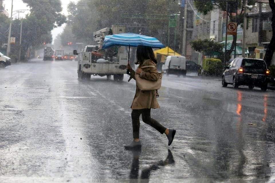 Este martes 5 de julio la alerta por lluvia fue emitida en 8 alcaldías de la CDMX. Foto: Reforma