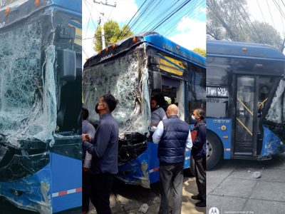 VIDEO Conductor de Trolebús Elevado choca durante capacitación