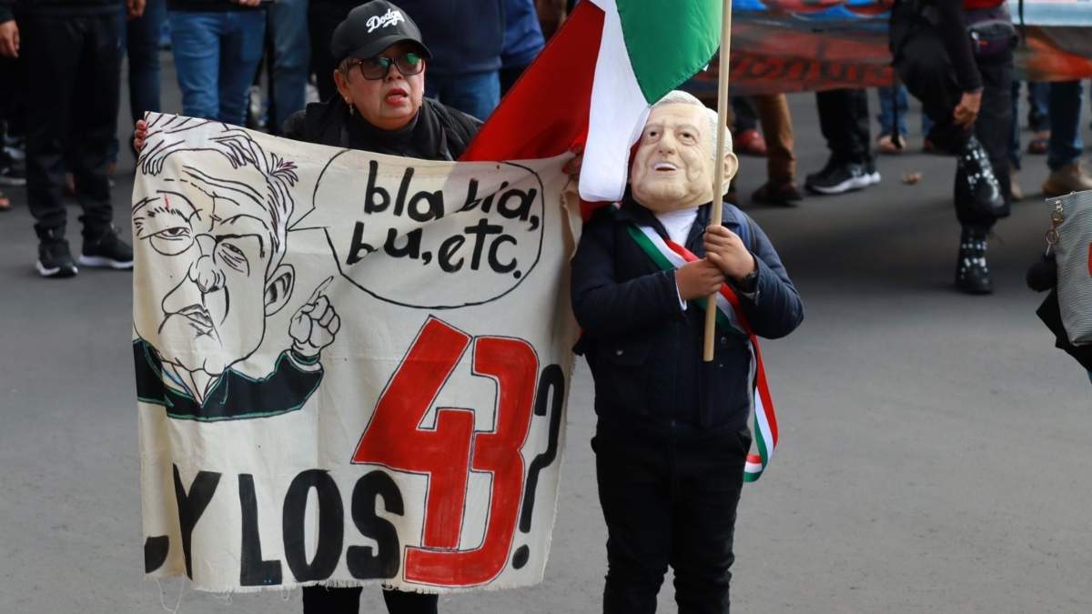 FOTO Ocho años después siguen buscando a los 43 desaparecidos de Ayotzinapa. Foto: Christian Neftalí Sosa (@cneftali.s)