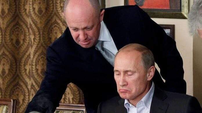 Según información preliminar del accidente aéreo en la nave que se encontraba Evgeny Priogozhin, inicialmente se escucharon dos detonaciones, lo que indica que es trabajo de la defensa aérea