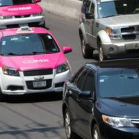 ¿Qué autos pueden salir este viernes a pesar del Hoy No Circula?