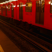 ¿Por qué el Metro es naranja? ¡aquí te lo contamos!