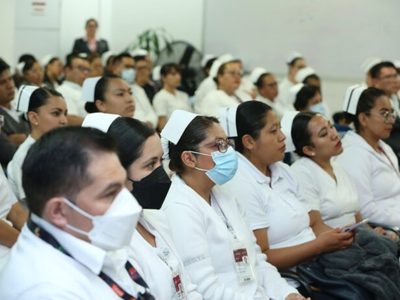 Inicia ISSSTE 10 cursos postécnicos en Escuela Nacional de Enfermería