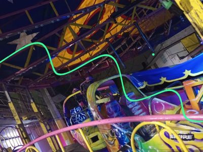 Muere hombre tras volar en juegos mecánicos de una feria en CDMX
