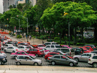 Conoce las restricciones del Hoy No Circula de este martes