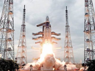 India aterriza con éxito en el polo sur de la luna, un territorio nunca explorado