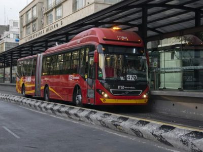 ¿Cuál es la nueva ruta que conecta con la Línea 1 y 2?