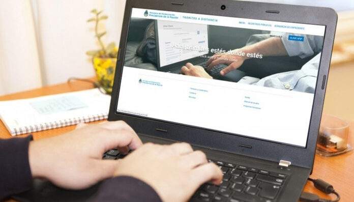 Digitalización de trámites logrará que hasta el 77% se hagan en línea
