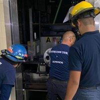 Siguen fallando elevadores del IMSS; quedan atrapadas siete personas en clínica de Monclova