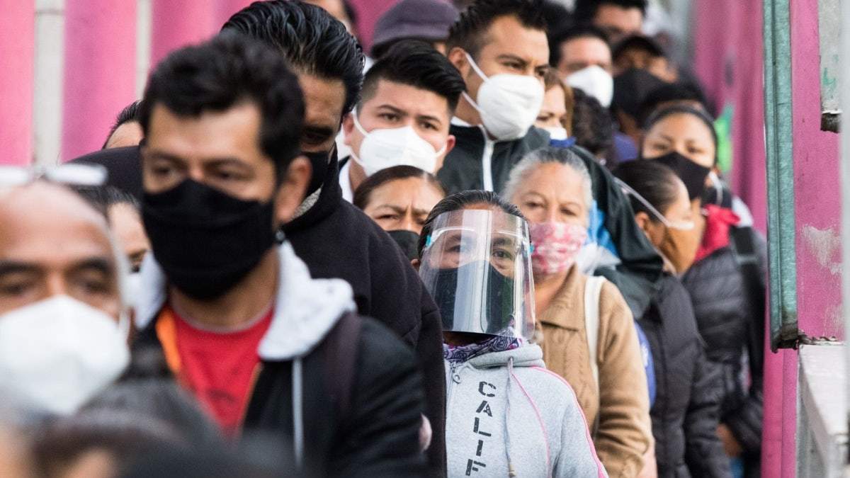 COVID Miércoles 10 de agosto: Brotan 14 mil contagios y 88 muertes. Foto: UNAM