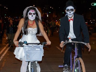 ¡Será de noche! Lánzate al Paseo Ciclista en CDMX por Día de Muertos 2022