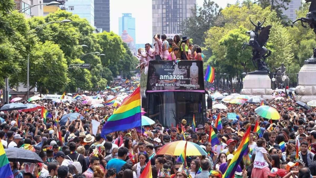 Horario y estaciones cerradas del Metro y Metrobús durante la Marcha LGBT 2022. Foto: Especial