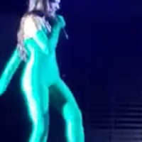 La acaban en redes: Dua Lipa PATEA Dr. Simi que le lanzaron