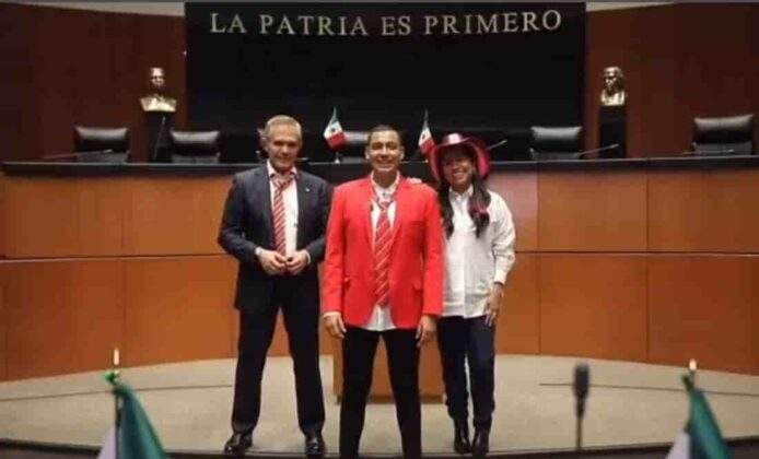 De acuerdo a los Senadores, el grupo recibirá un reconocimiento por ser «el grupo pop más importante de la música hispana».