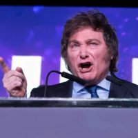 ¿Quién es Javier Milei? El virtual ganador en las PASO 2023 en Argentina