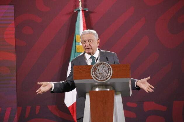 Va contra el INE el Presidente por orden de la Comisión de Quejas y Denuncias del INE