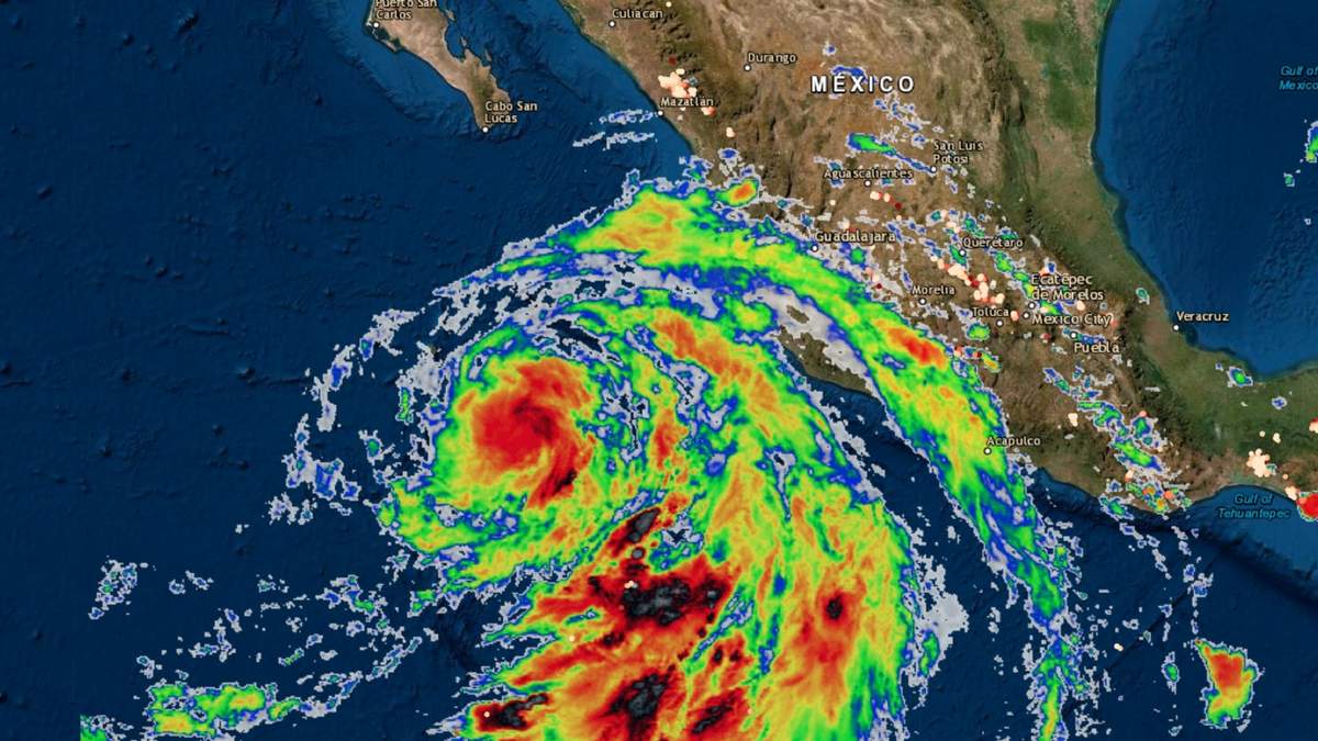 La tormenta avanzó a huracán hoy sábado