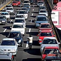 Mira cuáles son las placas y engomados que no deben circular este martes