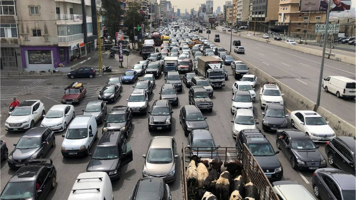 La respuesta a cuáles son los autos que deben respetar el Hoy No Circula de este miércoles la encuentras en estas placas y engomados