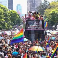 Horario y estaciones cerradas del Metro y Metrobús durante la Marcha LGBT 2022