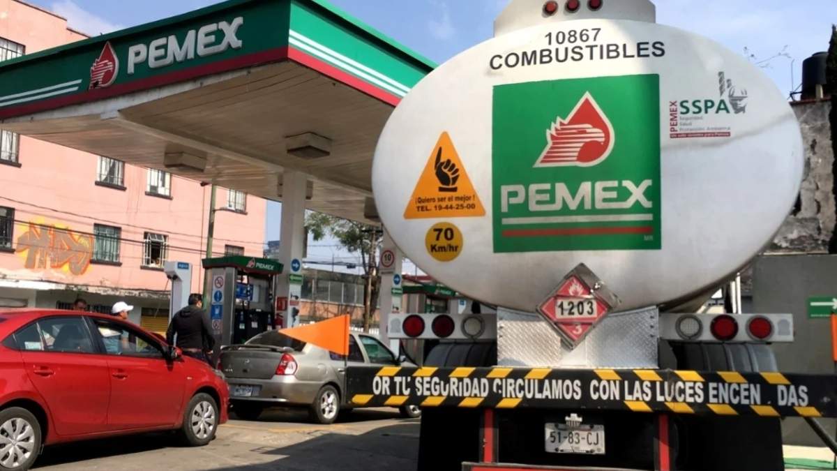 Gasolineras más baratas de la CDMX este domingo 18 de septiembre. Foto: El Universal