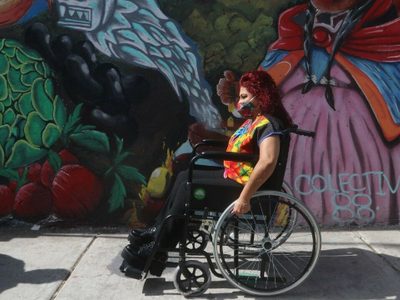 ¡Dos mil 800 pesos! Cómo pedir la pensión para personas con discapacidad en CDMX