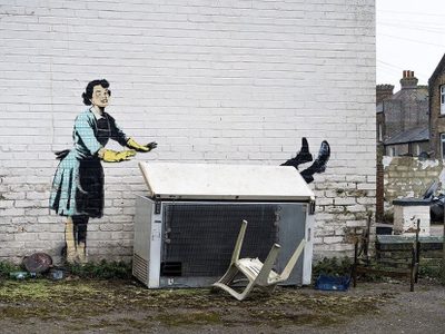 Bansky lo volvió a hacer y publica mural del 14 de febrero