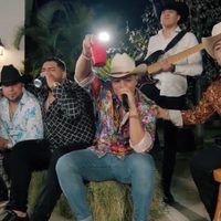 ¿No podrás ir? Dónde ver el concierto de Grupo Firme en el Zócalo CDMX