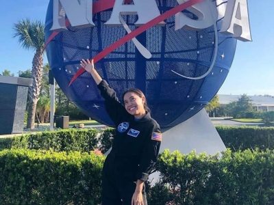 Katya Echazarret dedica llegada al espacio a México