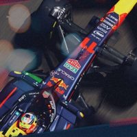 Ven a conocer el auto de Checo Pérez y disfruta de las batallas de Gallos de Red Bull