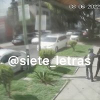 VIDEO Hombre roba celular de 17 mil pesos a mujer en la colonia Narvarte