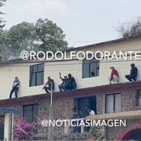 VIDEOS Reportan fuerte balacera contra policías en la México-Cuernavaca